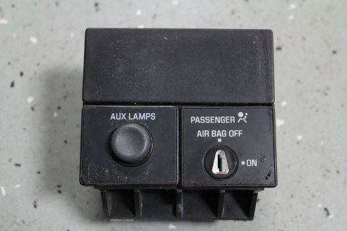 1999-2002 chevrolet silverado 2500hd air bag on/off switch indicator