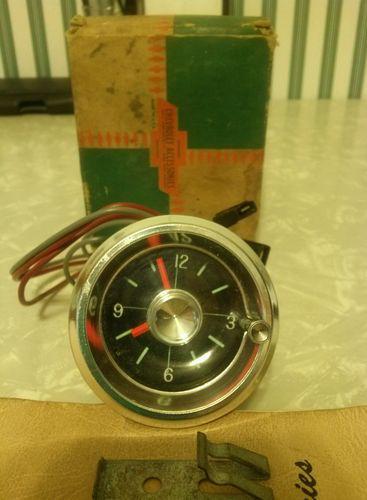 1961-1962 Chevrolet Impala clock NOS, US $100.00, image 2
