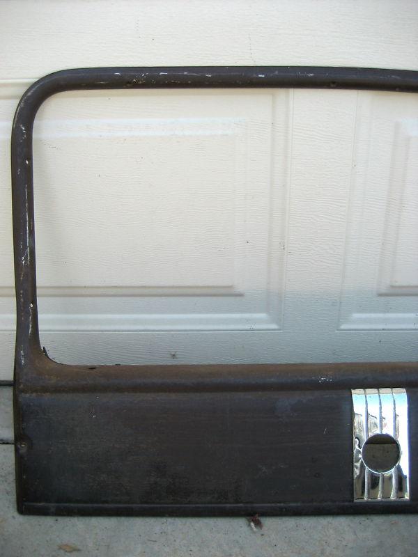 1949 1950 DODGE RIGHT REAR DOOR WINDOW GARNISH-51 52 DODGE , US $29.95, image 2