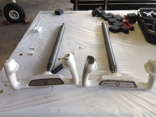 1979 beechcraft 76 duchess control yoke