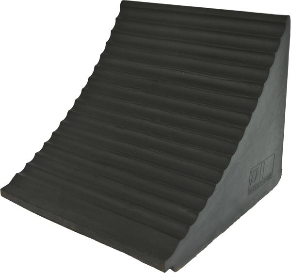 120 ton industrial rubber wheel tire chock 10.5" h (cl-dh-wc-3)