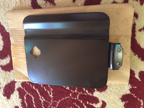 Toyota land cruiser fj60 fj62 cover fuel inlet box nos 77305-90a01