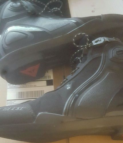 Dainese motorcycle shoes 11.5 used once.