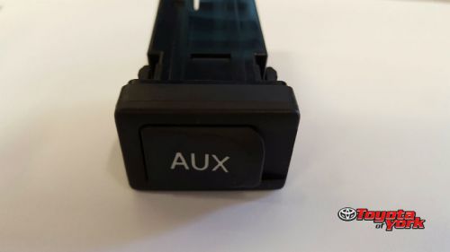 Toyota new oem aux adaptor 86190-02020