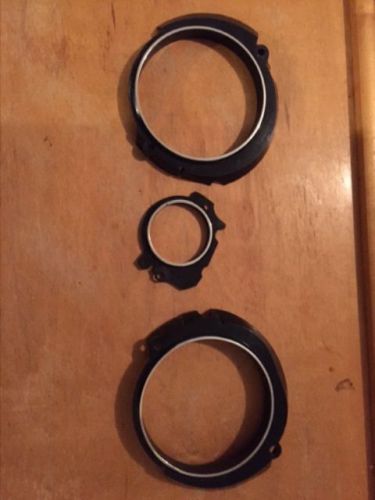 1971-73 mustang gauge cluster bezels, excellent condition. speedo,fuel and tach