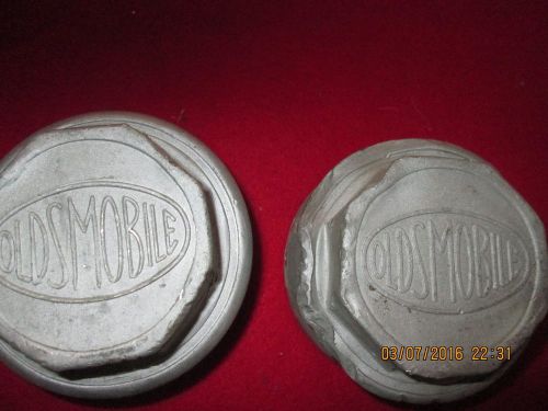 2- 1920&#039;s oldsmobile hubcaps- rare