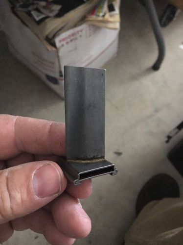 General electric jet engine vanes lot of 25