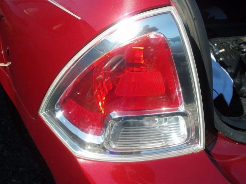 Ford fusion tail light 2006 - 2009 - left (driver side)  very good used oem 1241