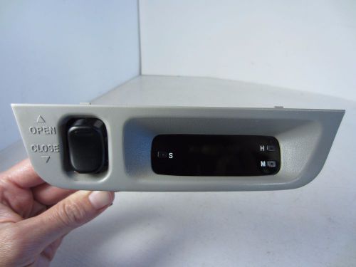 98-02 subaru forester - digital overhead clock bezel moonroof sunroof switch