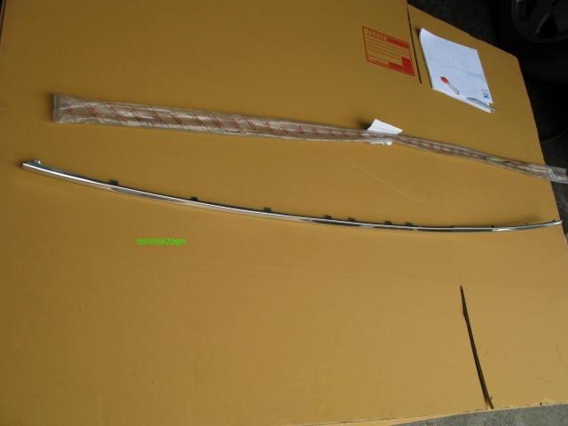 1987 toyota hilux pickup moulding, radiator grille, original toyota part