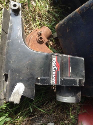 Mercruiser alpha one upper gear case