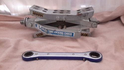 Bal deluxe tire locking chock for rv / camper