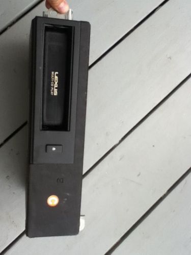 Lexus gs300 2005 cd changer