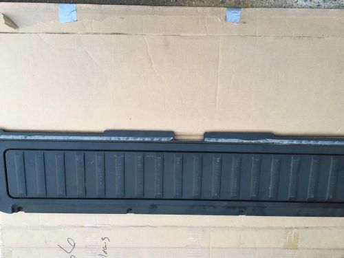 Bmw e53 x5 oem black tail gate rear plastic trim panel trunk lid 51498402197