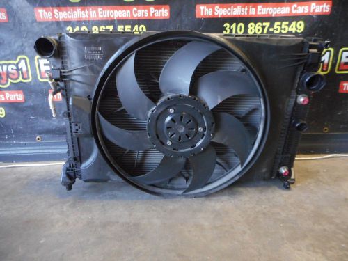 2009 2012 mercedes e class e500 e550 v8 radiator fan assembly w/condenser oem