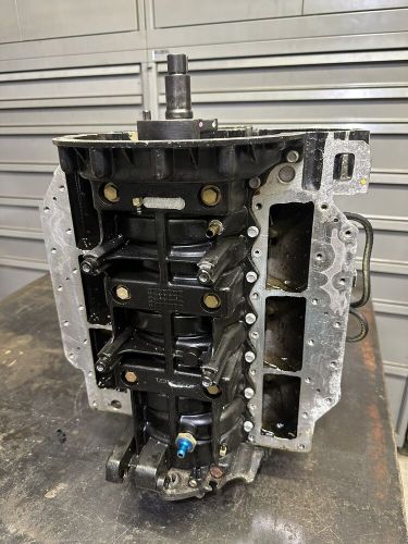 2000 150 HP Johnson Evinrude OMC Powerhead 60 Degree Carbureted, US $1,300.00, image 2