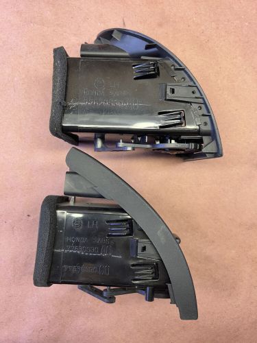 98 Honda Prelude AC Vents on Dashboard Dash Heater Vent BLACK Pair H22A4 97-01, US $24.99, image 2