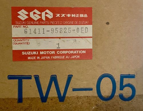 Suzuki 85 Engine Cowl Cover 61411-95825-0ED - New Old Stock w/minor damage *READ, US $99.99, image 9
