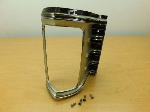 GRILL END TRIM MOLDING AT TURN SIGNAL RH FRONT 1970 1971 IMPERIAL 70Ci2-1G5-R, US $29.47, image 22