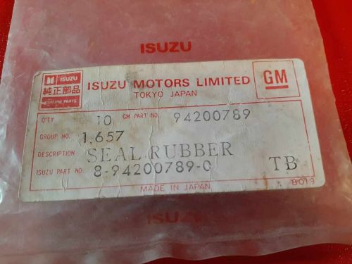 Nos gm 1976-1982 chevy luv truck engine oil pump intake rubber seal / 94200789