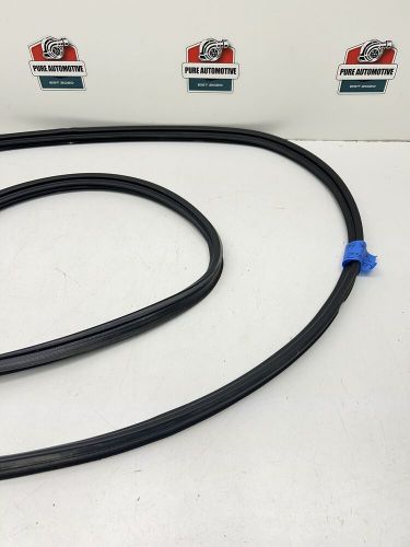 2003-2008 Nissan 350Z Coupe Hatch Trunk Lid Seal Weather Strip OEM 4111, US $52.97, image 2