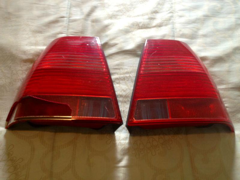 Buy OEM VOLKSWAGEN JETTA MK4 TAIL LIGHTS (9904) in Winter Garden