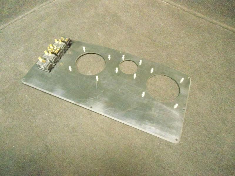 DASH PANEL WI/ HORN, BILGE PUMP, STERN/BOW, FUEL & AERATOR 16 3/16