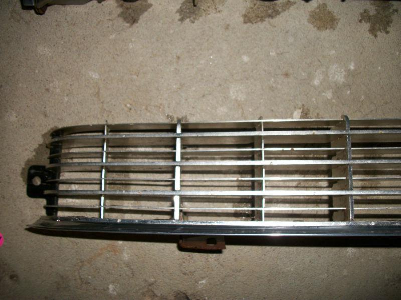 1962 Cadillac Fleetwood Grille Upper & Lower Center Sections & Grille Tie Bar , US $99.00, image 9