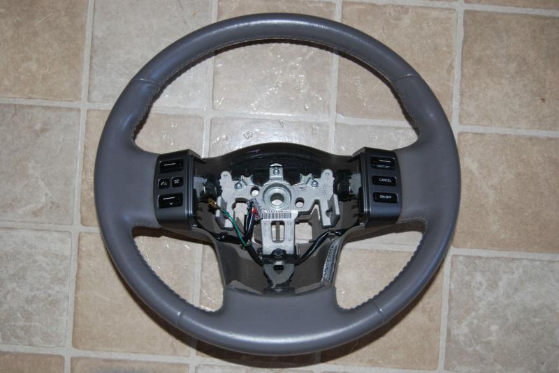 Buy NISSAN STEERING WHEEL LEATHER in Oxnard, California, US, for US 90.00