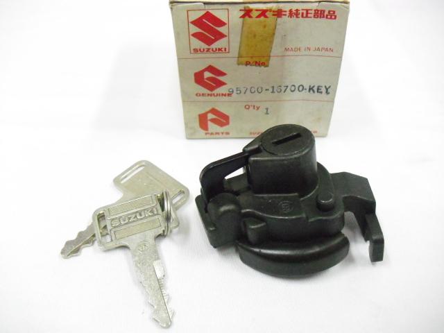 Suzuki gamma rg250 helmet lock with keys nos rg 250 seat lock 95700-16700