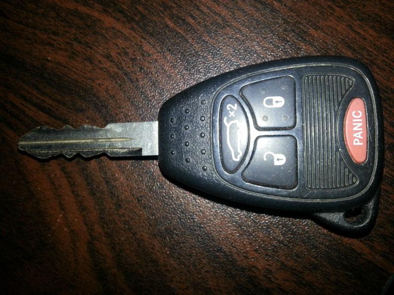 Oem jeep remote keyless entry key fob m3n65981772