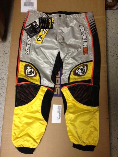 Thor motocross off road youth riding pants size 26 part # 1032-60-26