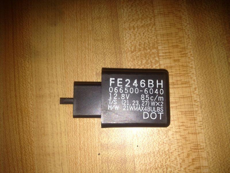 06 07 honda cbr 1000 rr oem turn signal flasher relay fe246bh 066500-6040