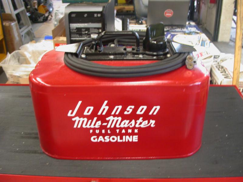 Johnson/evinrude omc 6 gallon pressurized fuel tank