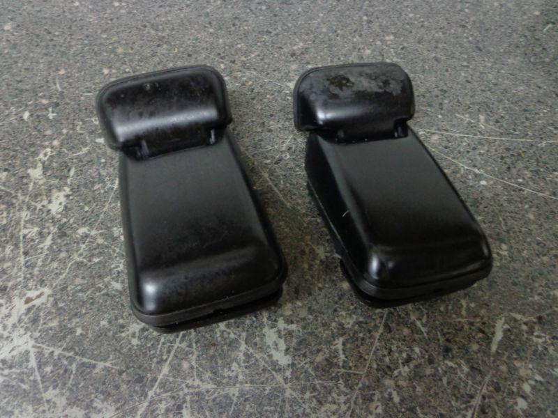 Nissan pathfinder rear back gate glass window hinges metal!