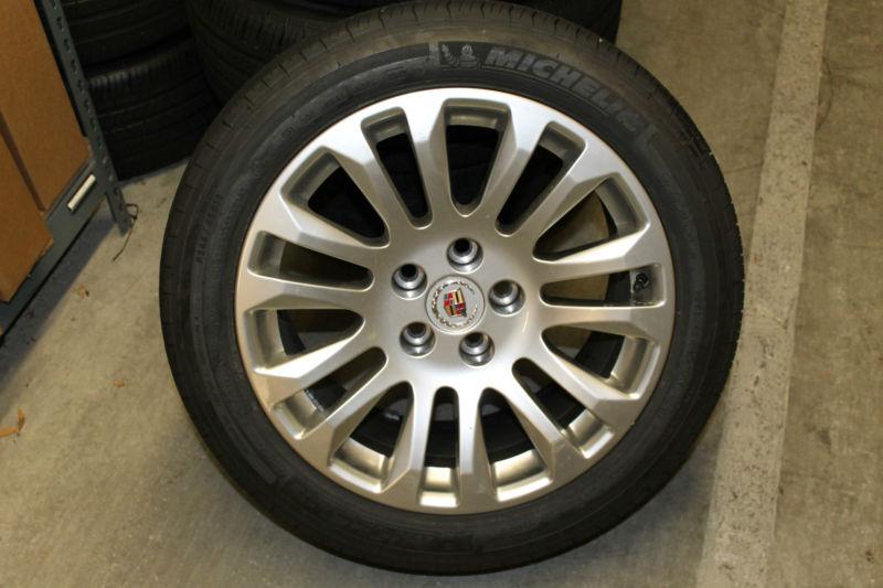 Cadillac cts coupe 18" oem  wheel and tire    2011 2012 2013