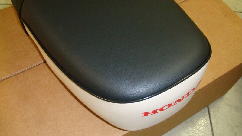 HONDA S65 CS65 SPORT 65 BRAND NEW COMPLETE SEAT , US $74.99, image 5