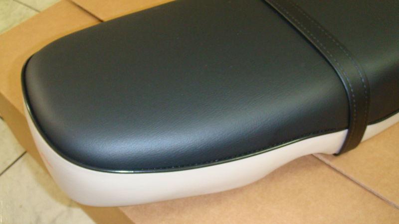 HONDA S65 CS65 SPORT 65 BRAND NEW COMPLETE SEAT , US $74.99, image 7