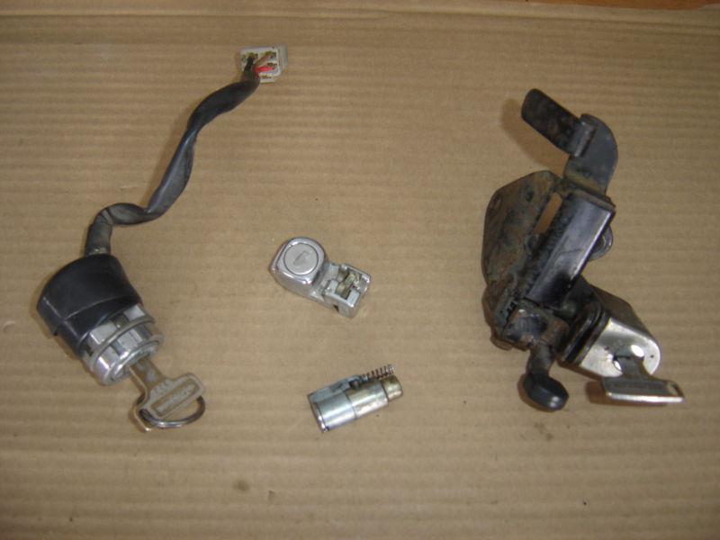 1971 honda cb500 lock set ignition switch - seat- gas &  fork locksinv#  jh23