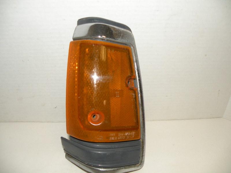 Buy 19831986 NISSAN TRUCK CORNER LIGHT LEFT SIDE OEM in Indianapolis