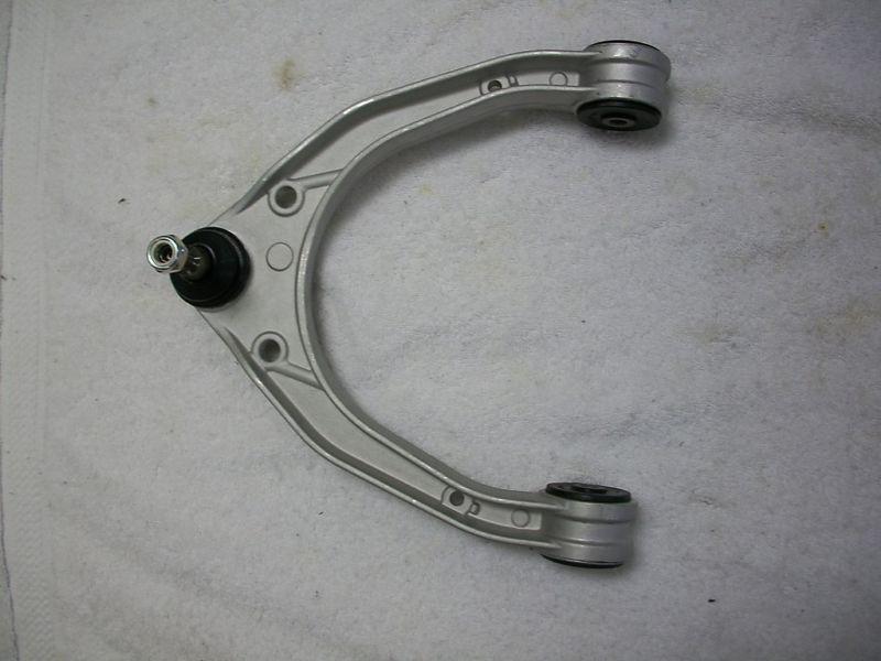 Porsche q7 toureg upper control arm ball joint 04-09