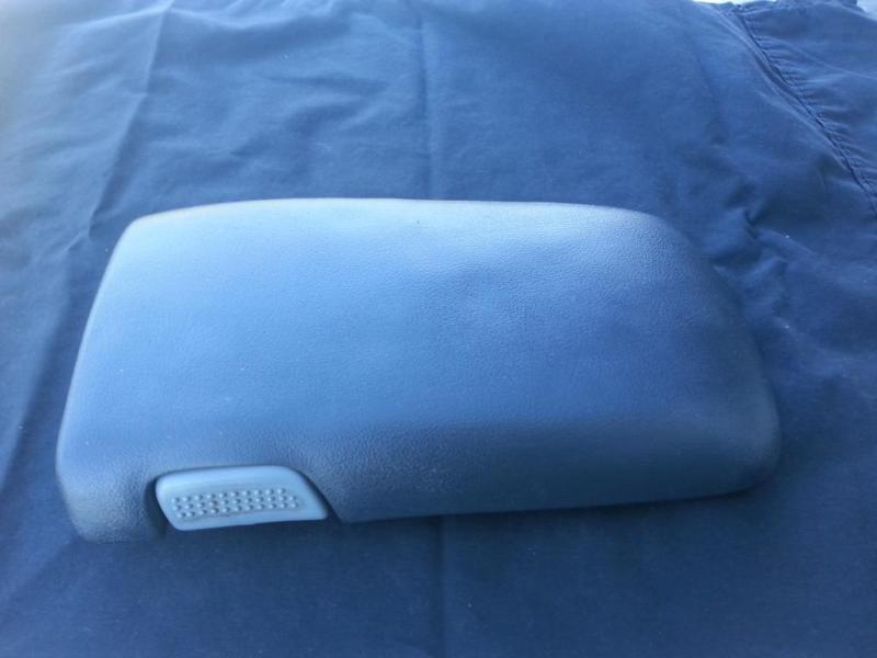 1999 pontiac firebird center console lid arm rest 97-02 camaro firebird 