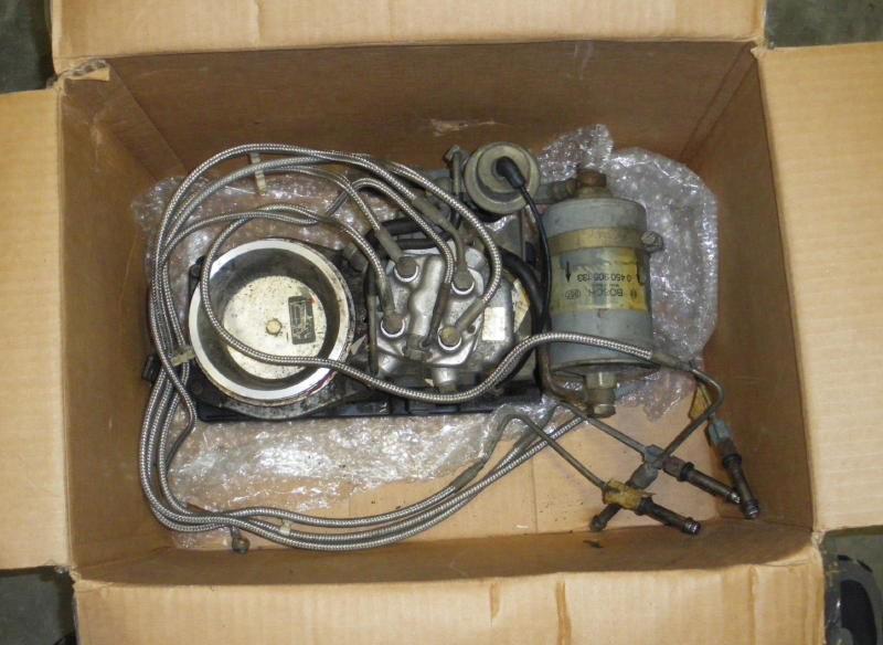 Vw scirocco 16v fuel injection unit with lines & injectors & spares gti rabbit