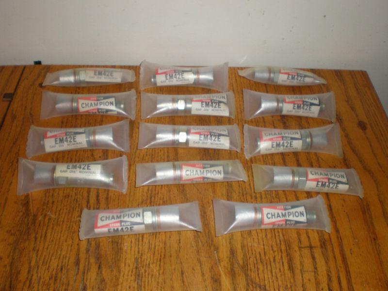  one new champion avaition spark plug em42e factory sealed tube 