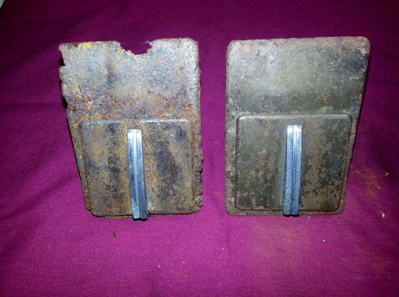 1938 packard rear ashtrays (pair)