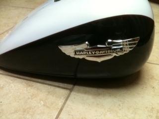 2007 harley deluxe fuel gas tank black & glacier white