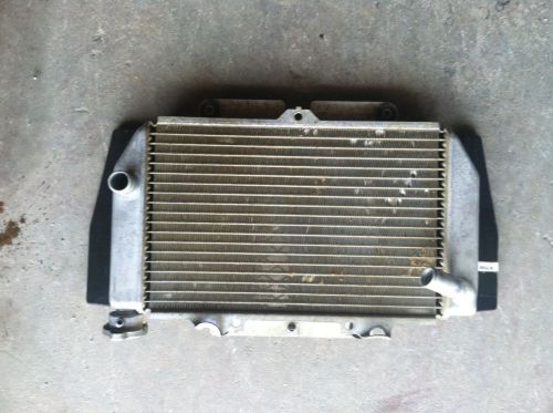 Atv honda suzuki yamaha