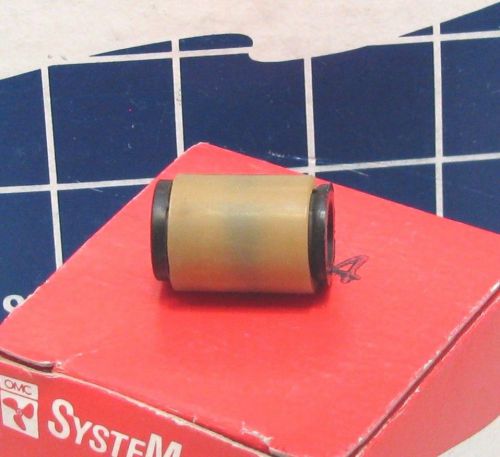 Nos omc johnson / evinrude roller &amp; sleeve  397499