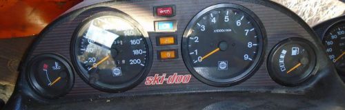 95 380 / 500 touring sle skidoo tach gauge (only)