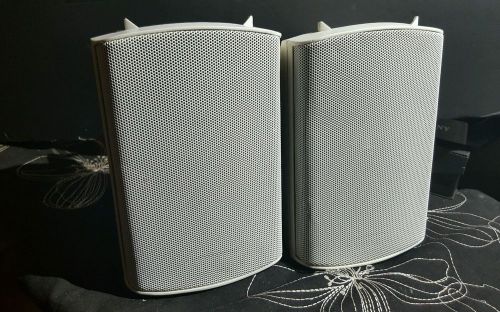 2 marine compact box speakers, west marine wm-8000, 60w, waterproof